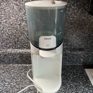Baby Brezza Water Dispenser